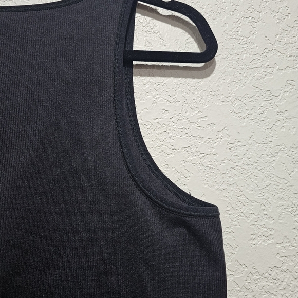 ATHLETA TOP AURORA SEAMLESS CROP RIB TANK Black XL Xtra Large - Picture 4 of 10
